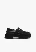 Alana Flat